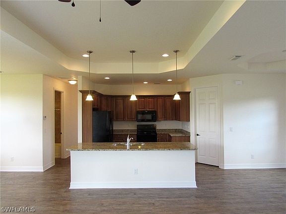 4th image of 1726 NE 34th Lane Cpe