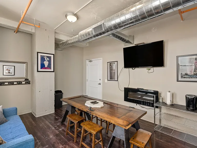5&15 Apartments — Photo 93