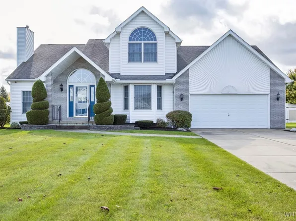 3766 Sage Ct, North Tonawanda, NY 14120