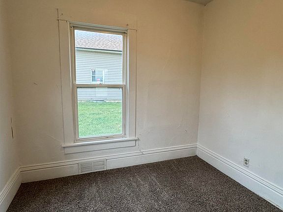 3rd image of 1545 N 15th St