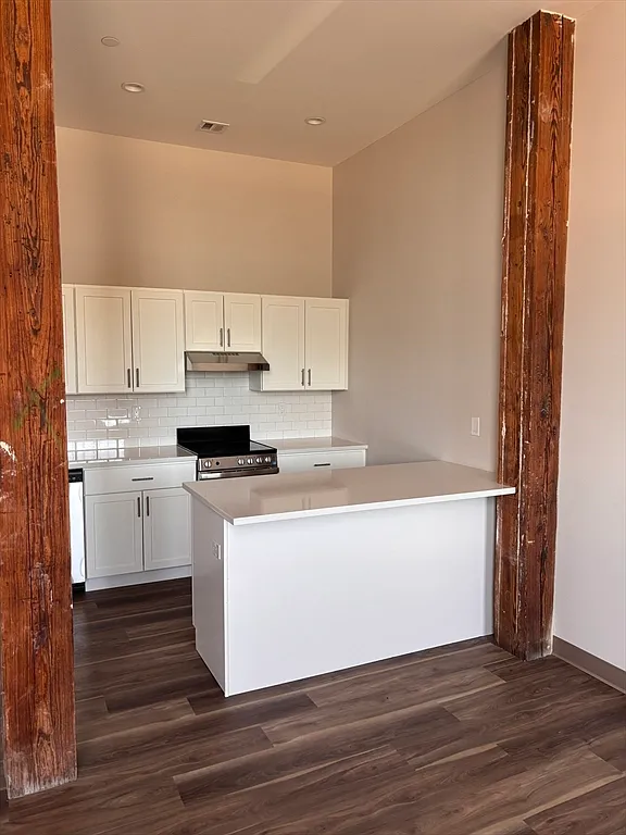 1 bed, 1.0 bath, 700 sqft, $1,950 — Photo 3