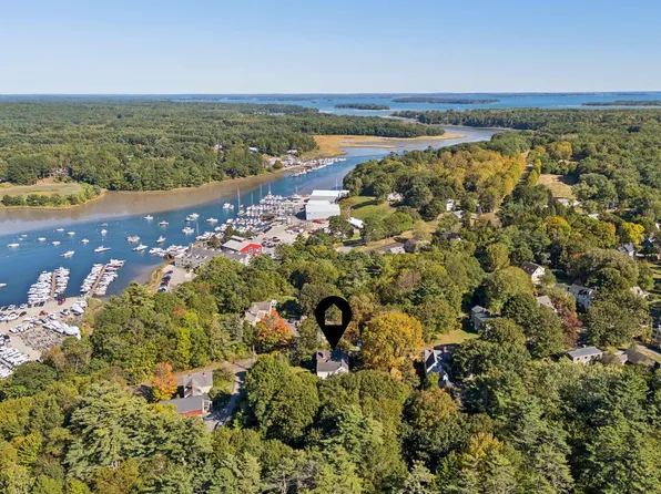 51 Pleasant Street, Yarmouth, ME 04096
