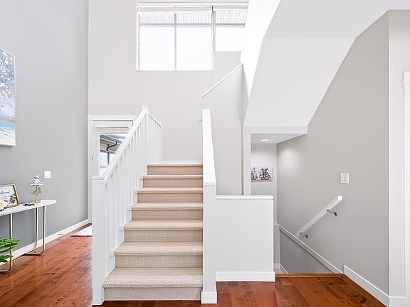 5th image of 2603 162nd St #40