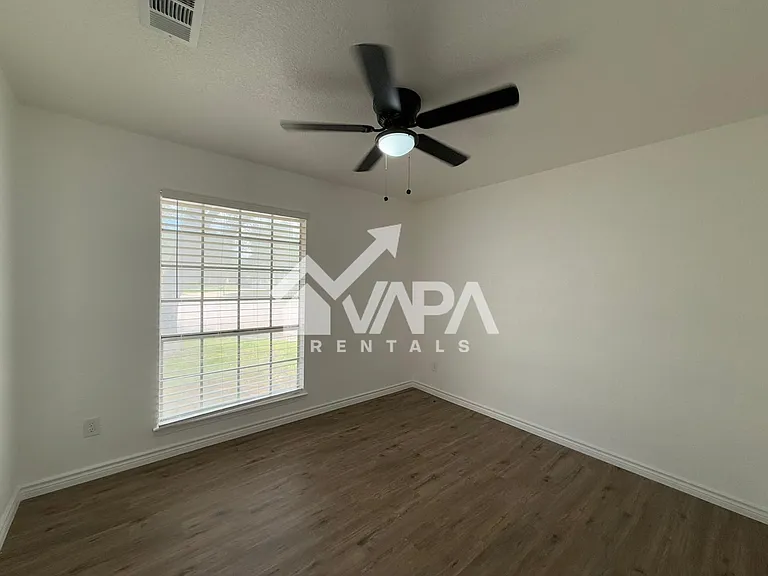 9702 Hidden Ledge — Photo 12