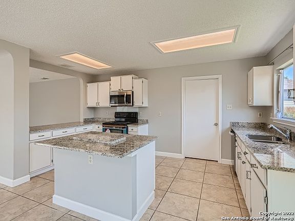 4th image of 6513 Beech Trail Dr