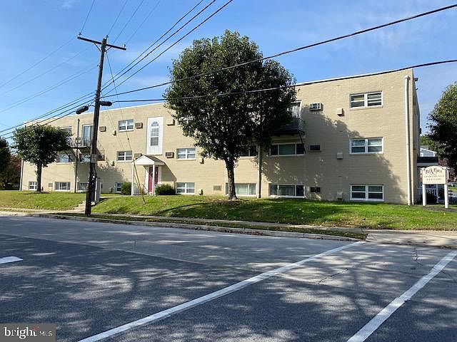 2nd image of 294 E Winona Ave #C2