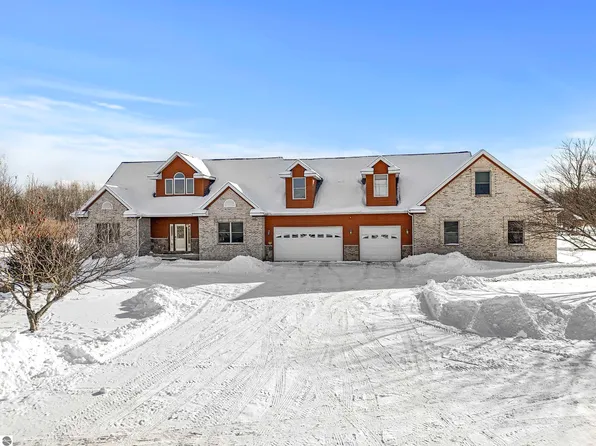 4327 Fifteen Mile Rd, Marion, MI 49665