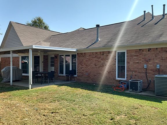 4th image of 2696 Baird Dr