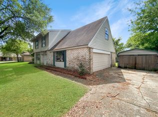7828 Blake Dr, Baton Rouge, LA 70817