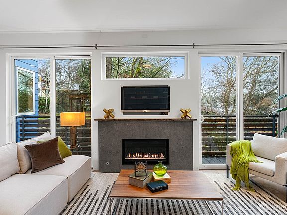 4th image of 3340 36th Avenue S