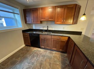 304 3rd St APT 2, Pittsburgh, PA 15215