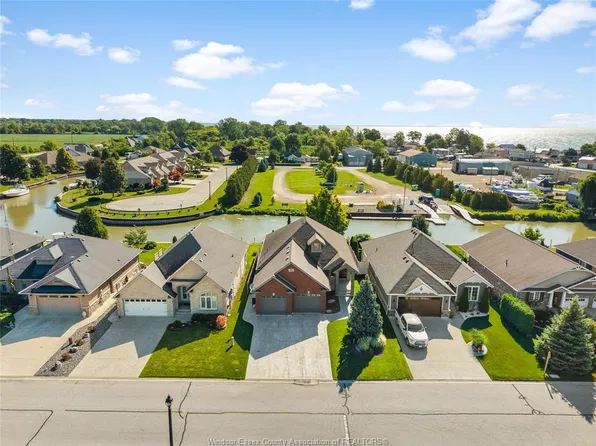 49 Montego Bay Cres, Kingsville, ON N9Y 4E7