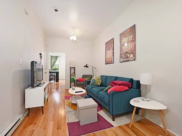 323 Grand St #3R — Photo 1