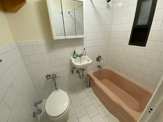 Rented by Natural Habitat Realty | media 11