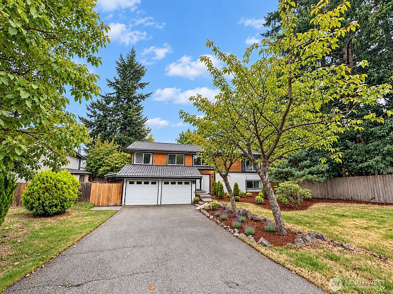 2nd image of 17312 9th Ave NE