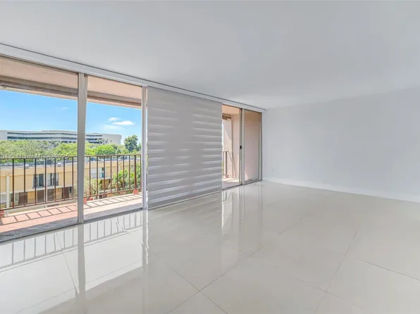 9240 Fontainebleau Blvd APT 505, Miami, FL 33172