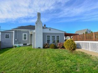 36 Woodman St, Fall River, MA 02724