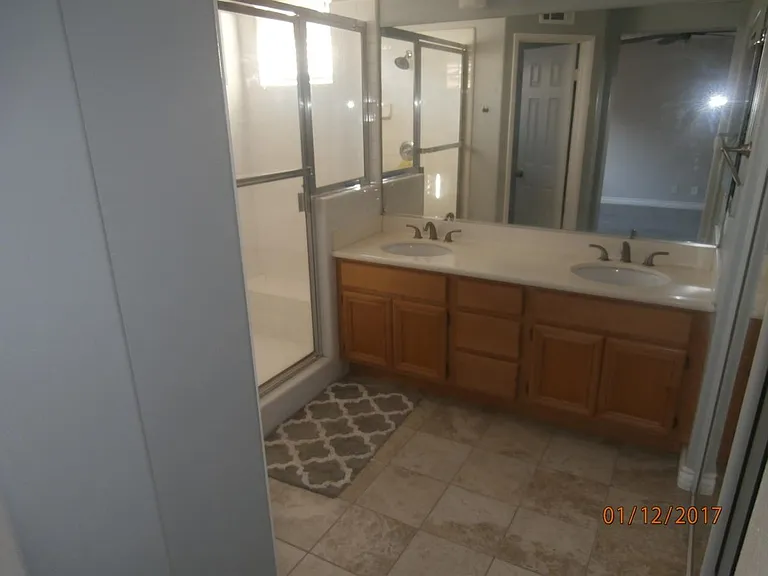 28 Silkwood Ln — Photo 11