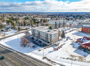 955 Stockdale Rd UNIT 502, North Bay, ON P1B9G3