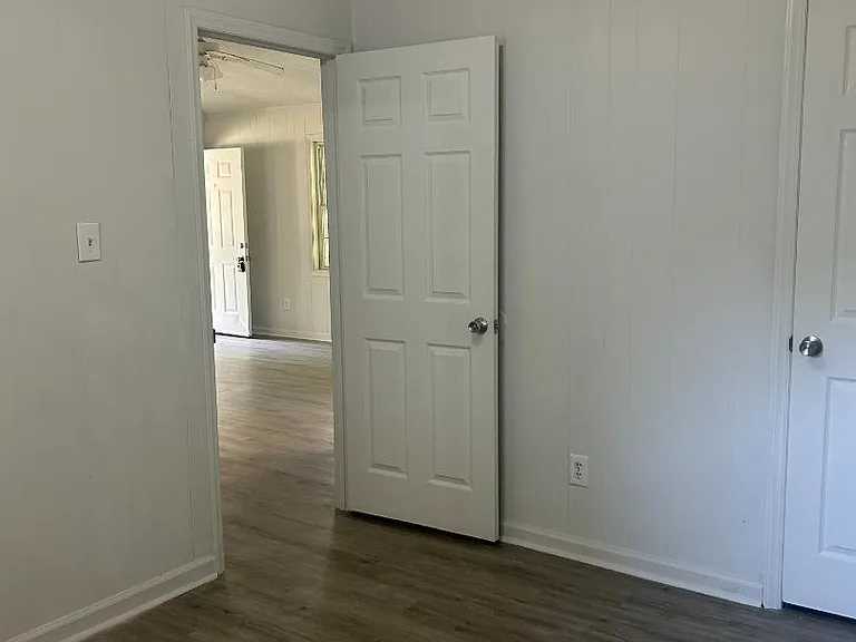 Unit Photo