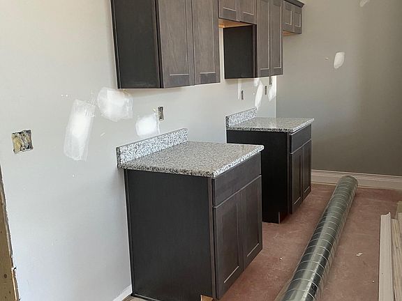 5th image of 614 Wyoming Ave