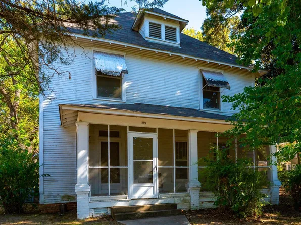 1024 Clifton St, Conway, AR 72034