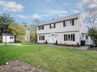 13 Wildwood Rd, Andover, MA 01810