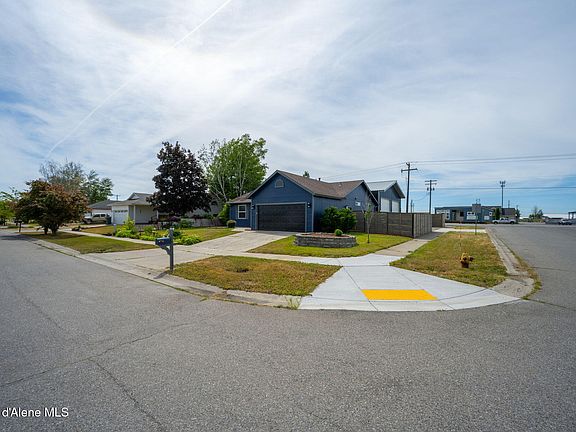 4th image of 7554 W Robin Rd