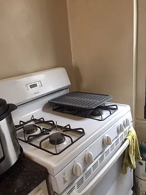Rented by Thermos Realty & Management Inc | media 4