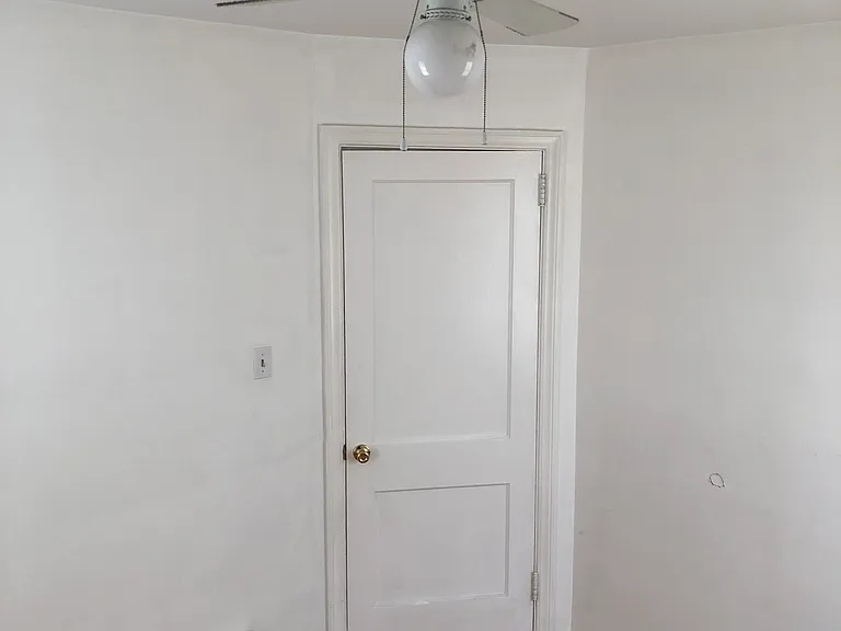 6506 Grandville Ave — Photo 12