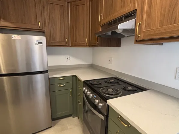 219 Washington St #12, Winchester, MA 01890