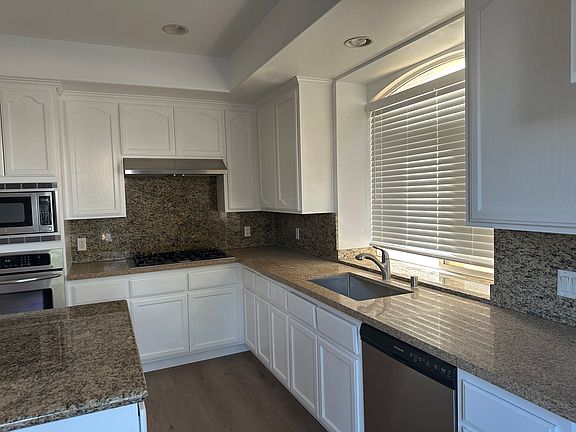 3rd image of 18728 Grace Ct