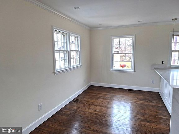 5th image of 2206 Brinkley Rd