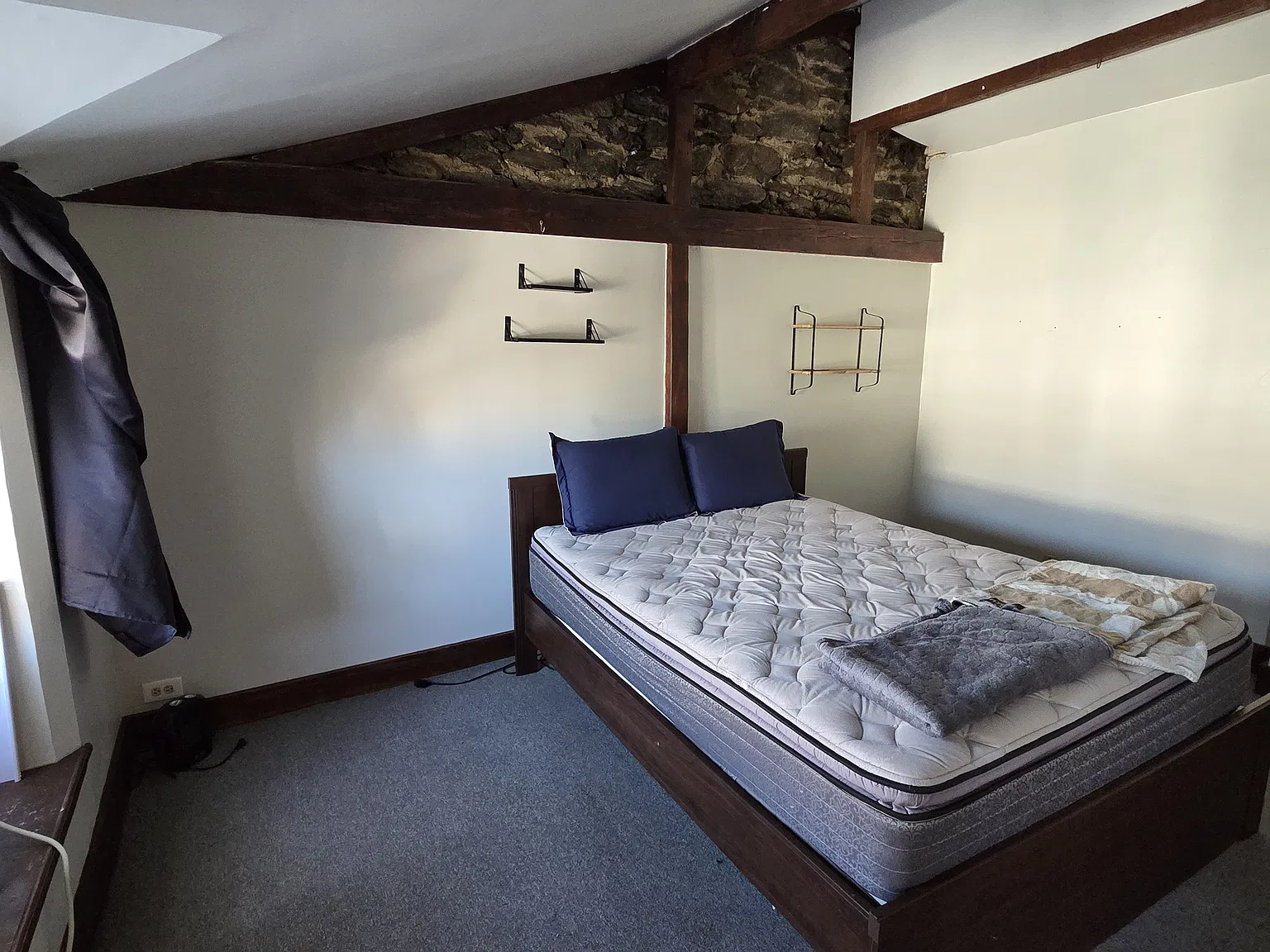 1 bed, 1.5 bath, 900 sqft, $1,450 — Photo 1