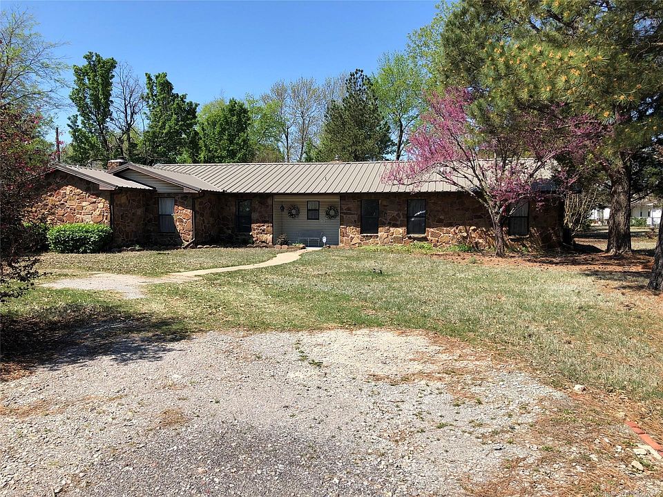 75 NW 3rd St, Krebs, OK 74554 Zillow