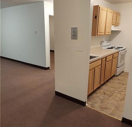 3rd image of 25 Brooks Ave #14
