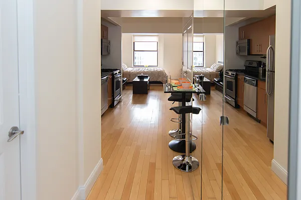 Rented by New York Residence | media 23