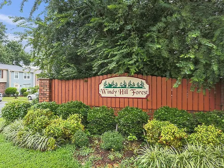 1455 Springleaf Cir SE — Photo 14