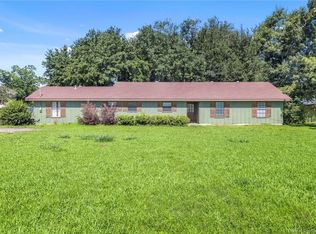 3227 Vincent Rd, Lake Charles, LA 70605