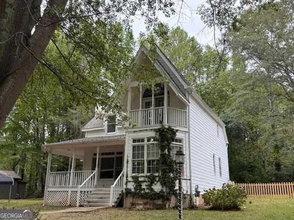 246 Burrell St, Cornelia, GA 30531