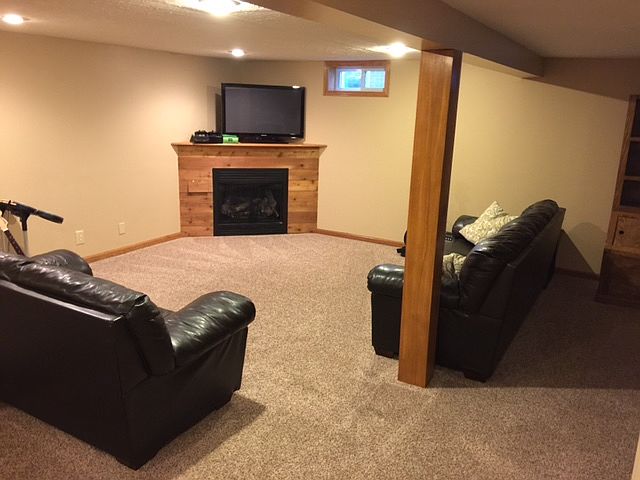 1st image of 542 Douglas Way