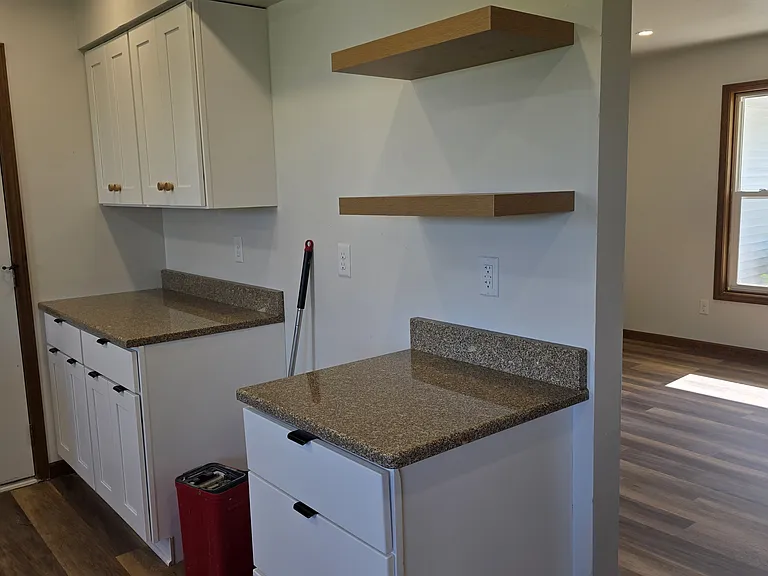 121 Avalon Dr — Photo 9