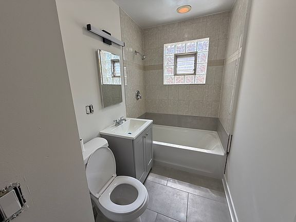 5th image of 8918 Lavergne Ave #1