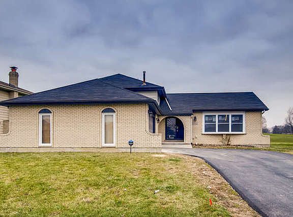 2nd image of 22612 Parkview Dr