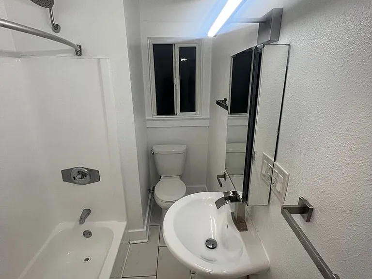 The Leo Lofts — Photo 10