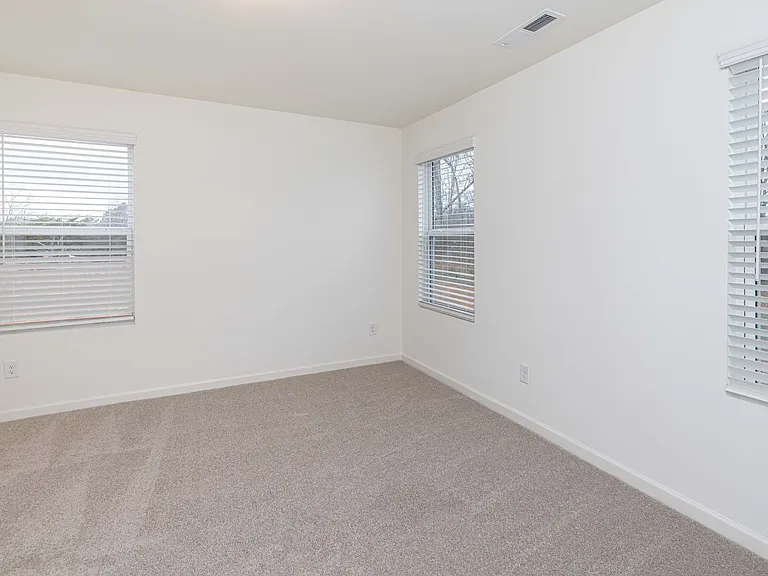 495 Kincaid Rd — Photo 18