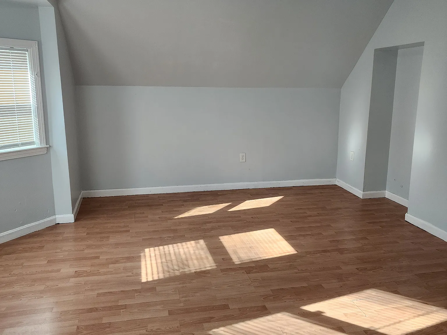 3 bed, 1250 sqft, $2,800 — Photo 4