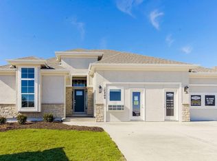 17408 Nieman Rd, Overland Park, KS 66221