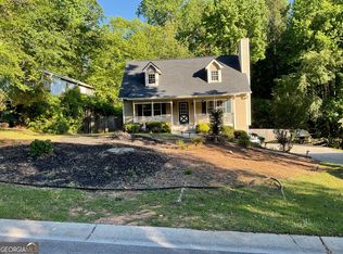 3950 Rocmar Dr, Snellville, GA 30039