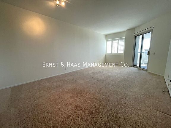 5th image of 525 E Seaside Way Unit 1106